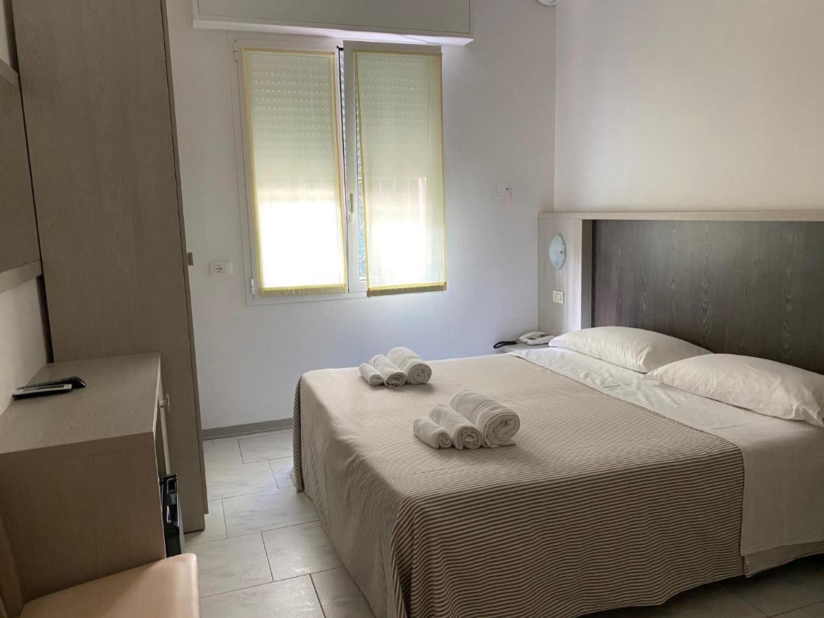 Hotel Chery Milano Marittima Eksteriør bilde