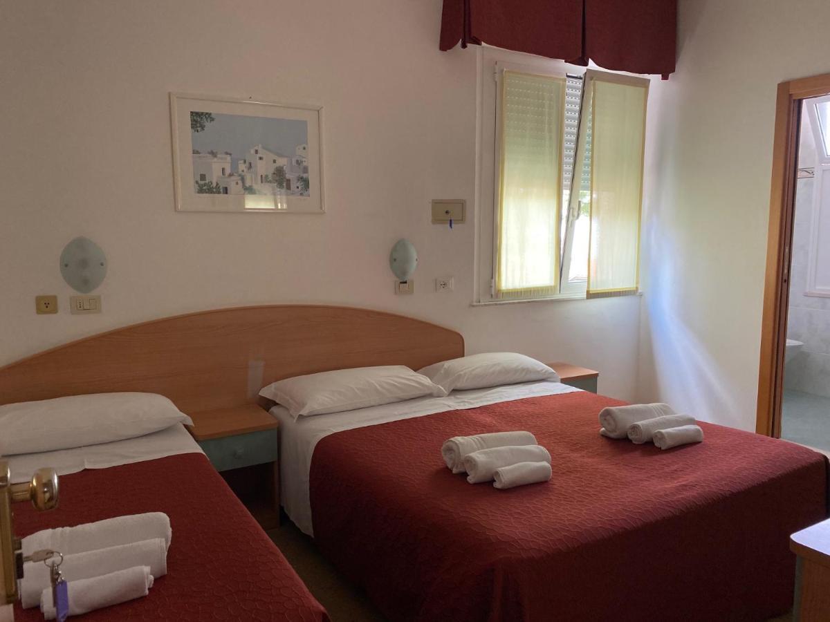 Hotel Chery Milano Marittima Eksteriør bilde